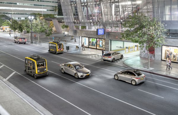 Модулите са и практична алтернатива на градския транспорт - много по-комфортни и гъвкави. Примерно можете да зададете точния си адрес, вместо да слизате на предварително определени спирки - компютърът ще изчисли най-ефективния маршрут, за да достави всичките си пътници